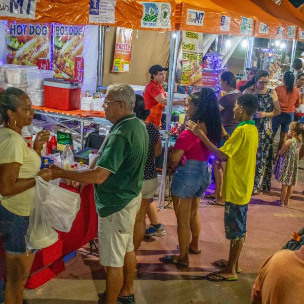 FEIRA LIVRE 014.jpg